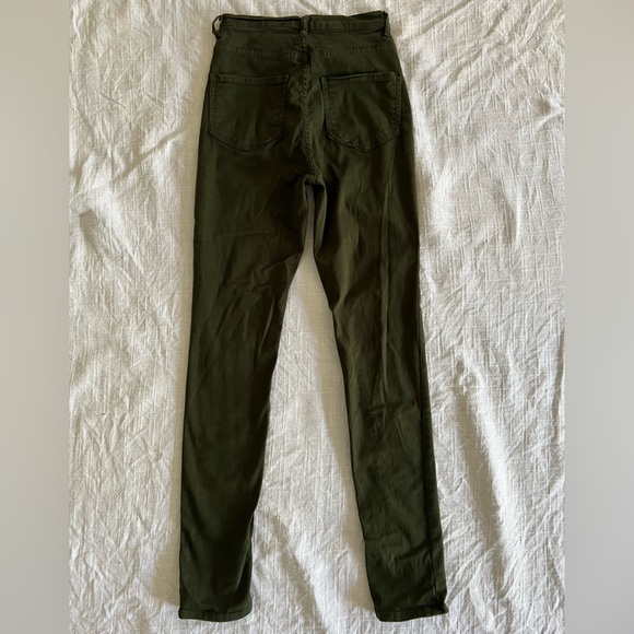 ❣️2/$25❣️ FASHION NOVA olive green women’s jegging jeans | SIZE 9 - Picture 7 of 8